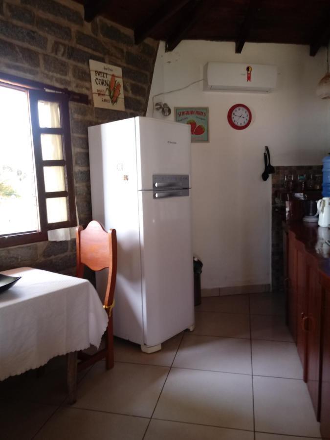 Bangalo Menotti Villa Prado Buitenkant foto